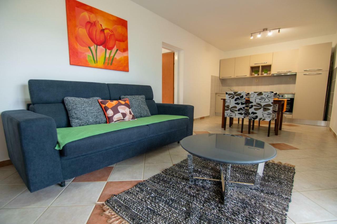 Apartmani Ivan 로파르 외부 사진